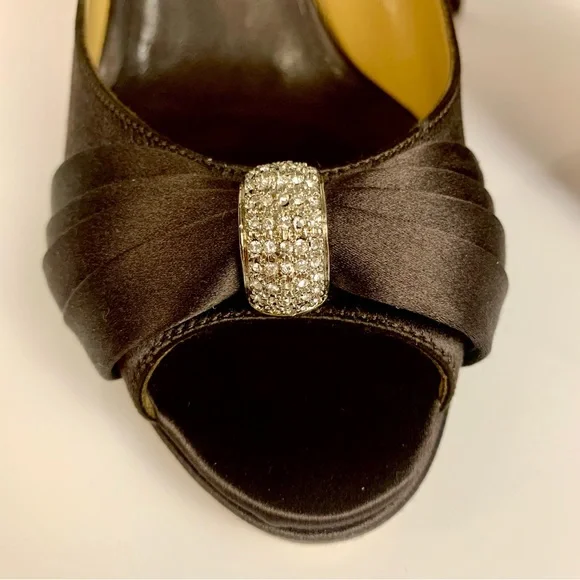 Valentino Slingback Brown Pumps Size 38.5 - Picture 6 of 10